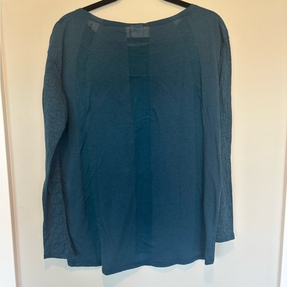 Nike Women's Blue Long Sleeve Top Medium - Picture 2 of 6